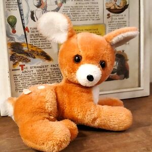 1977 Dakin & Co Stuffed Deer